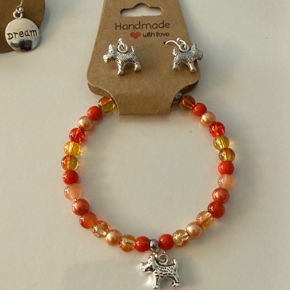Handmade Beaded Memory Wire Bracelet with Charm